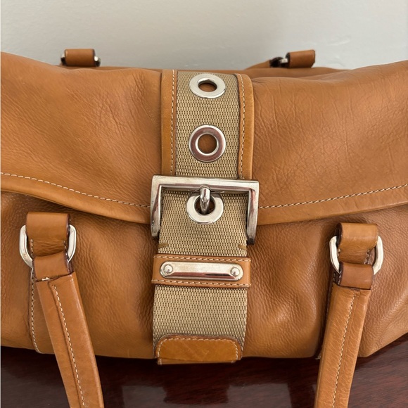 Authentic Prada purse - Picture 4 of 10